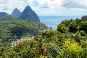 view-soufriere-saint-lucia-pitons