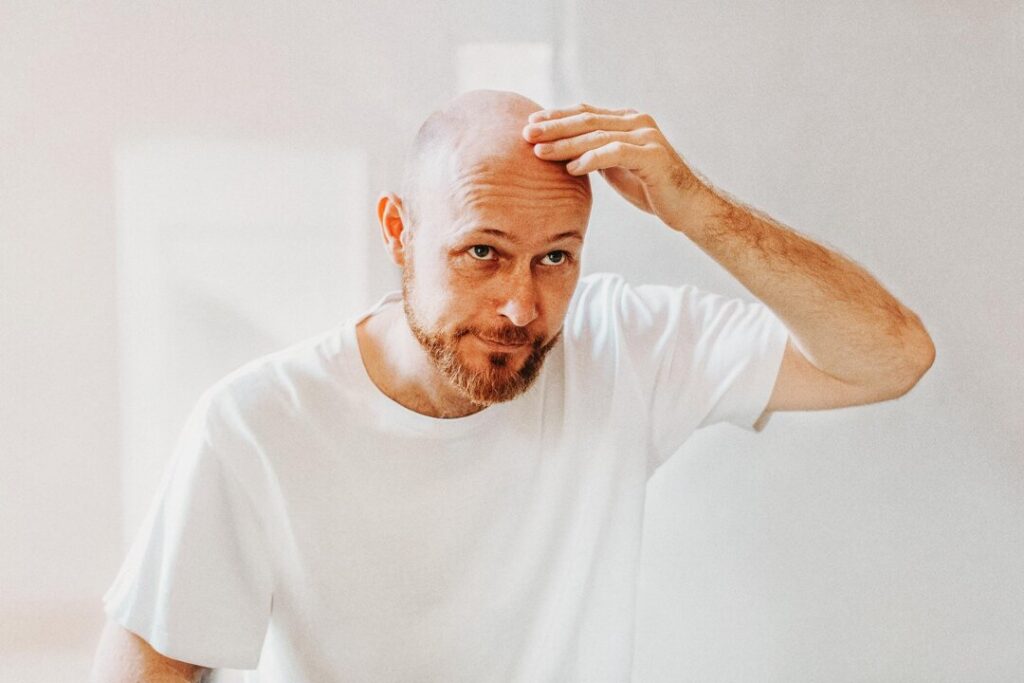 how-botanical-extracts-can-help-combat-hair-loss-5891363