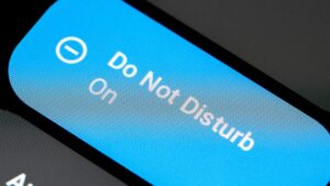 phone-on-do-not-disturb