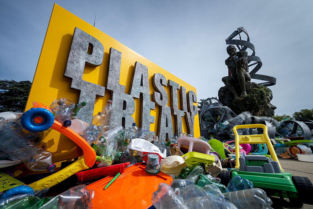 SWITZERLAND-DIPLOMACY-ENVIRONMENT-WASTE-SYNTHETICS-CHEMICALS-PLASTIC-POLLUTION
