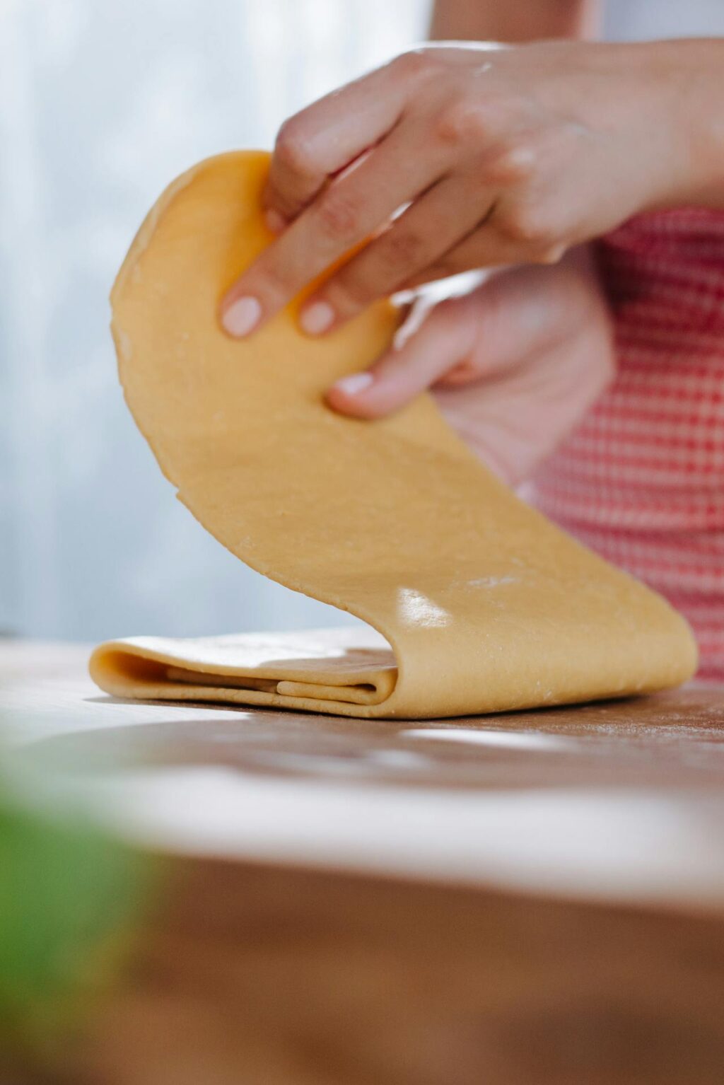 layering-pasta-sheets