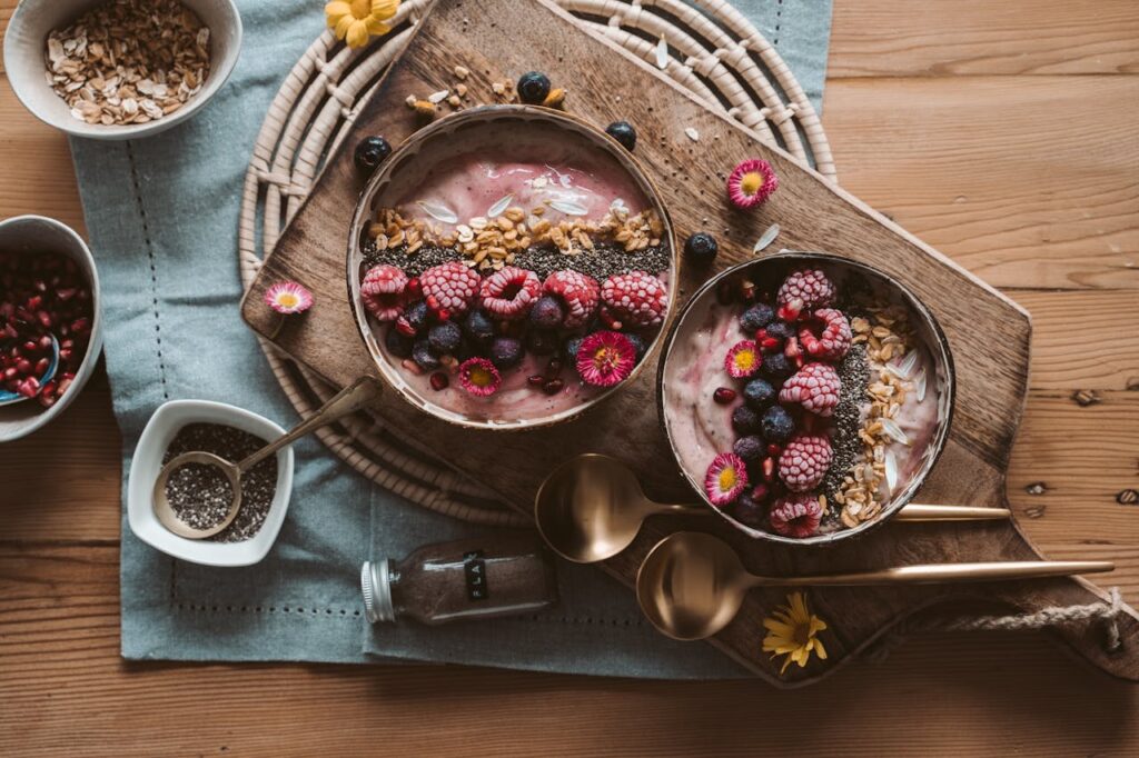 smoothie-bowls-with-seeds