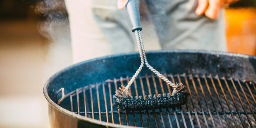 260527-grill-brush-mm-main-776445